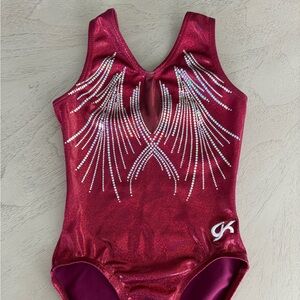GK elite workout leotard size CM- SO BEAUTIFUL